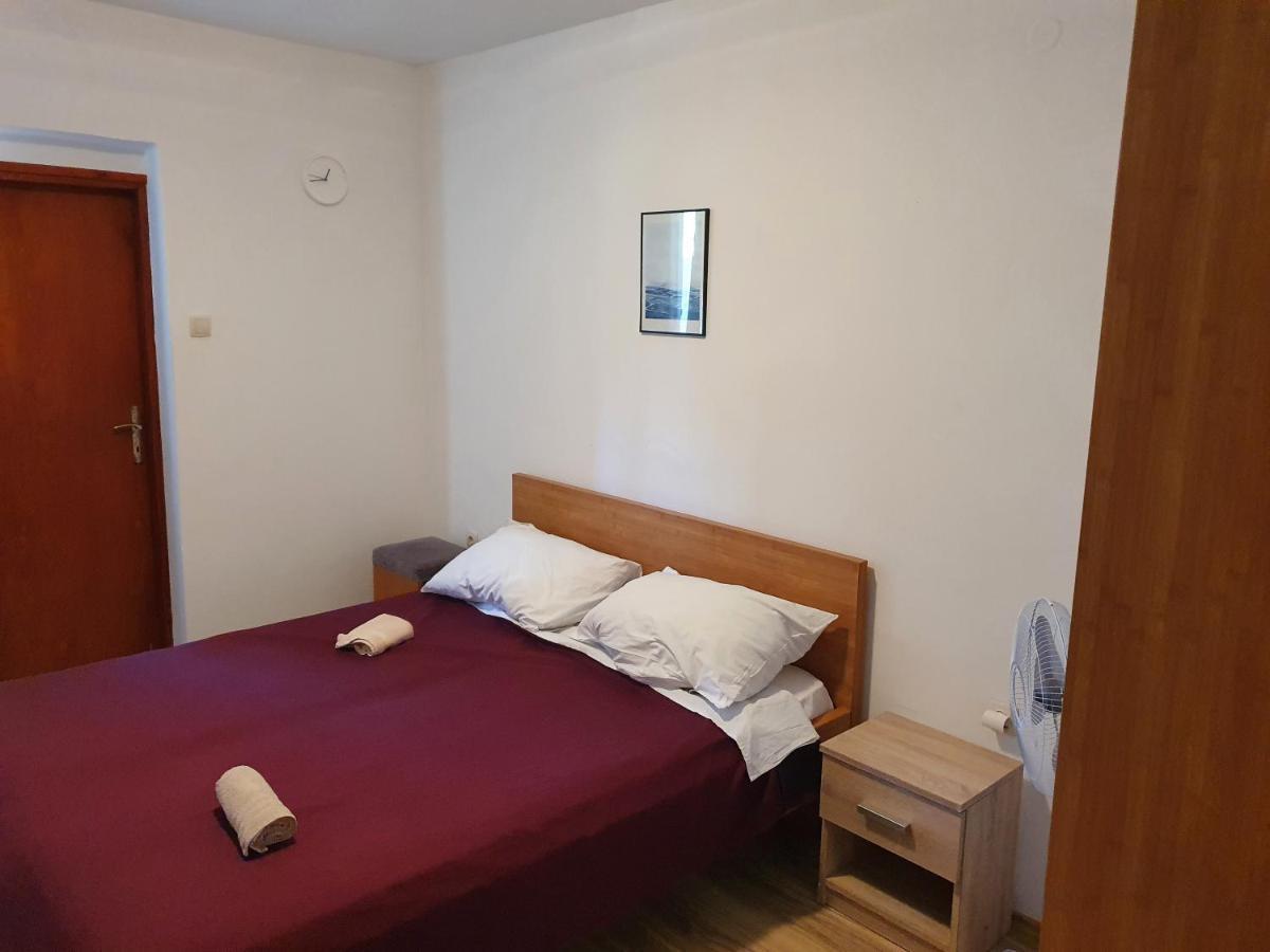 Guesthouse Dupin Влашичи Экстерьер фото