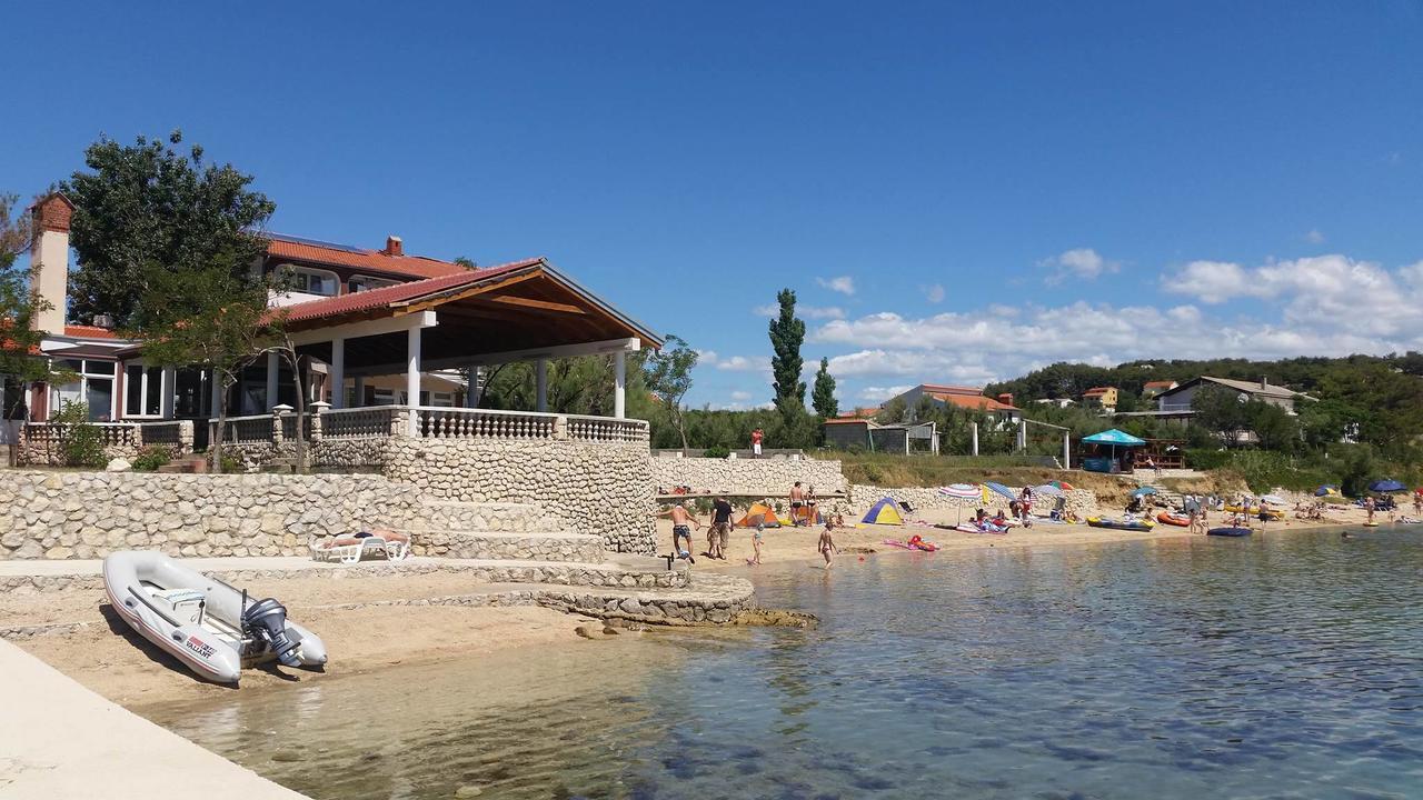 Guesthouse Dupin Влашичи Экстерьер фото