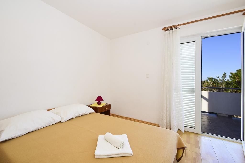 Guesthouse Dupin Влашичи Экстерьер фото